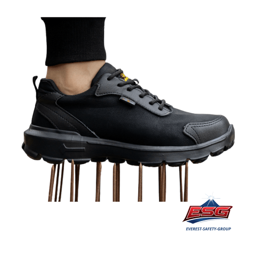 SAFETY SHOES STRIKER - LY2470